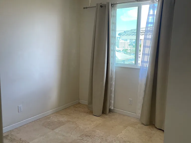 903 Lolena St #D — Photo 6