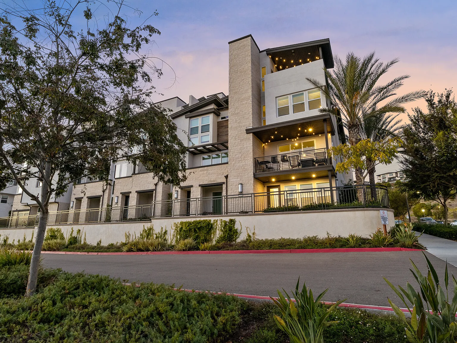 4 bed, 3.5 bath, 2346 sqft, $15,000 — Photo 4