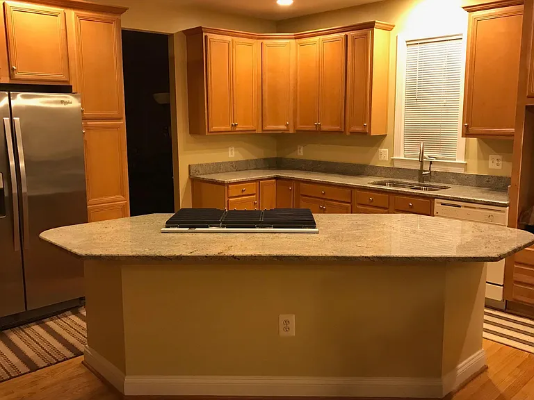 9212 Sycamore Crest Dr — Photo 3