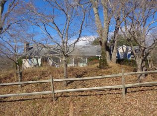 230 Ridgeway Ave, Marion, VA 24354