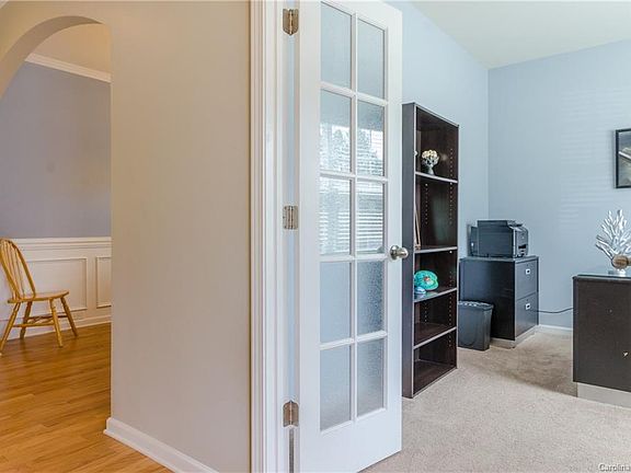 3rd image of 2083 Newport Dr Unit 73