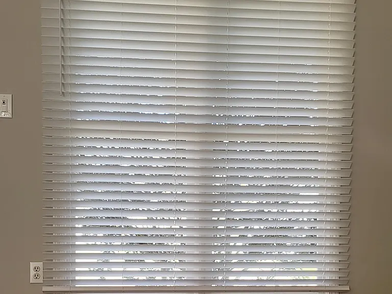 21 Market Cir — Photo 3