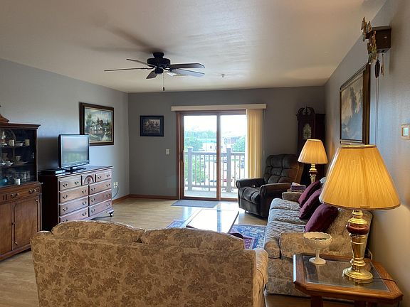 3rd image of 14 Copeland Ave APT 208