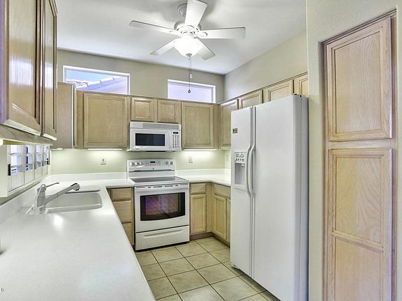 3rd image of 13605 W Utica Dr