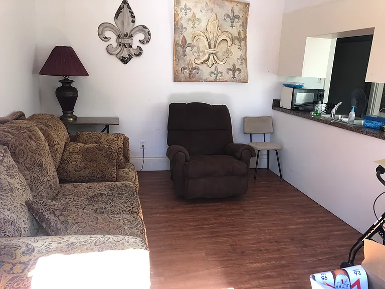 629 Little Burns Dr — Photo 2