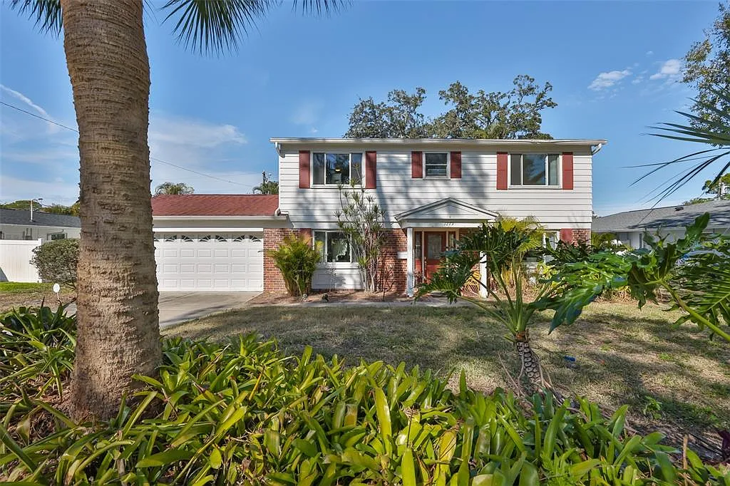 3 bed, 2.5 bath, 1979 sqft, $3,600 — Photo 1