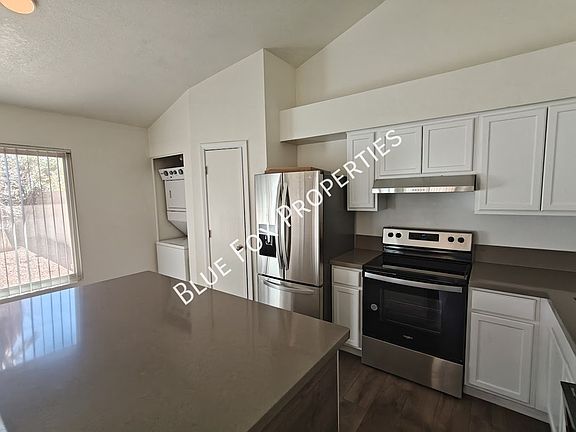 2nd image of 3049 W Avenida Destino