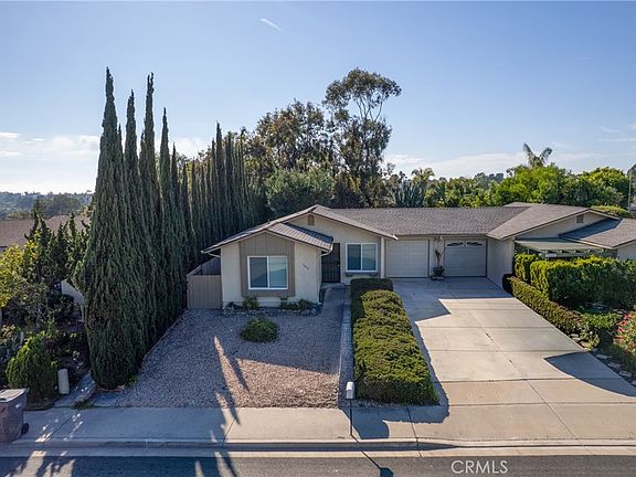 2nd image of 1413 Panorama Ridge Rd