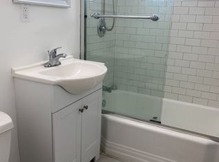 718 Kensington Rd APT D, Santa Monica, CA 90405