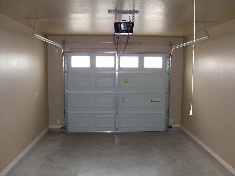 3203B Lineage Loop — Photo 20