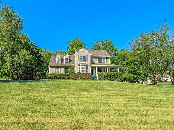 2nd image of 14056 Westwind Ln