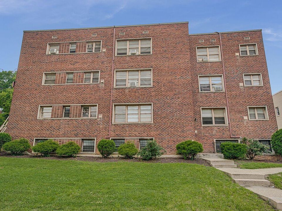 2nd image of 3907 Martin Luther King Jr Ave SW