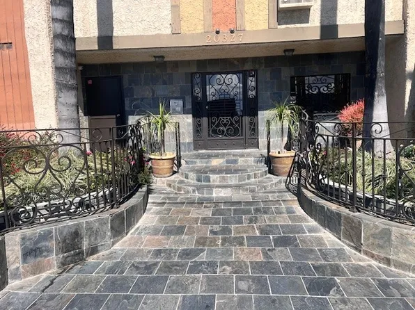 20327 Saticoy St Unit 217, Winnetka, CA 91306