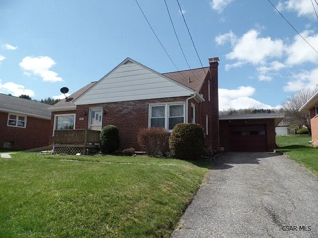 1720 Hillside Ave photo 1
