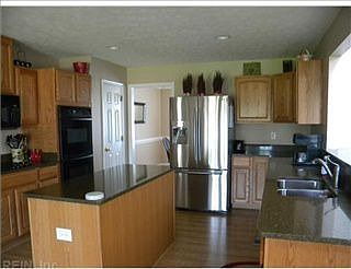 3rd image of 3969 Penzance Pl