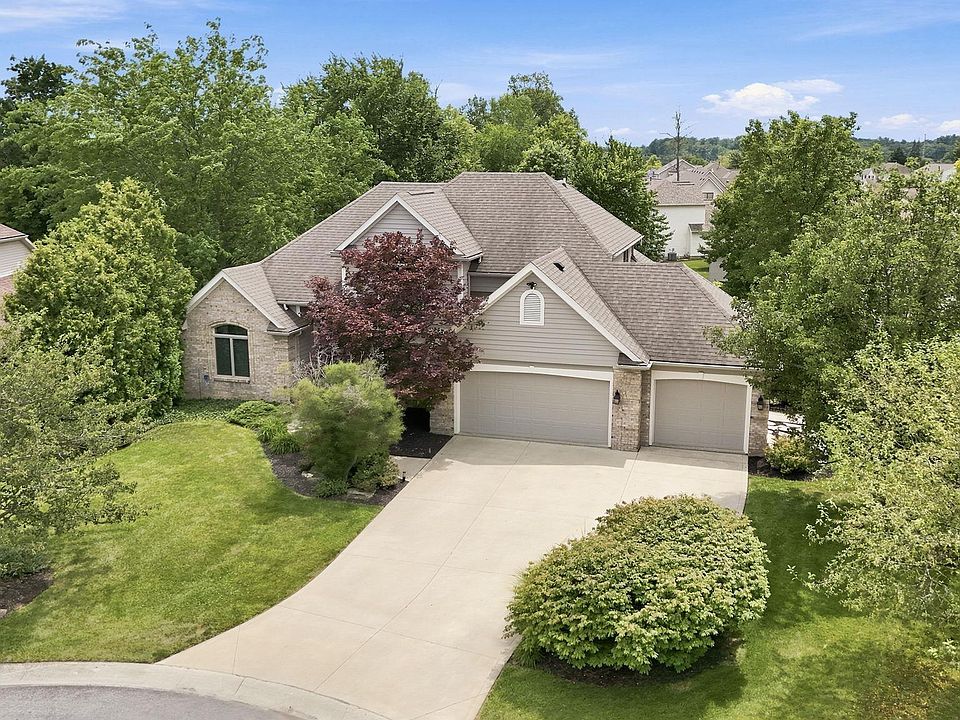 1st image of 10115 Red Oak Ct