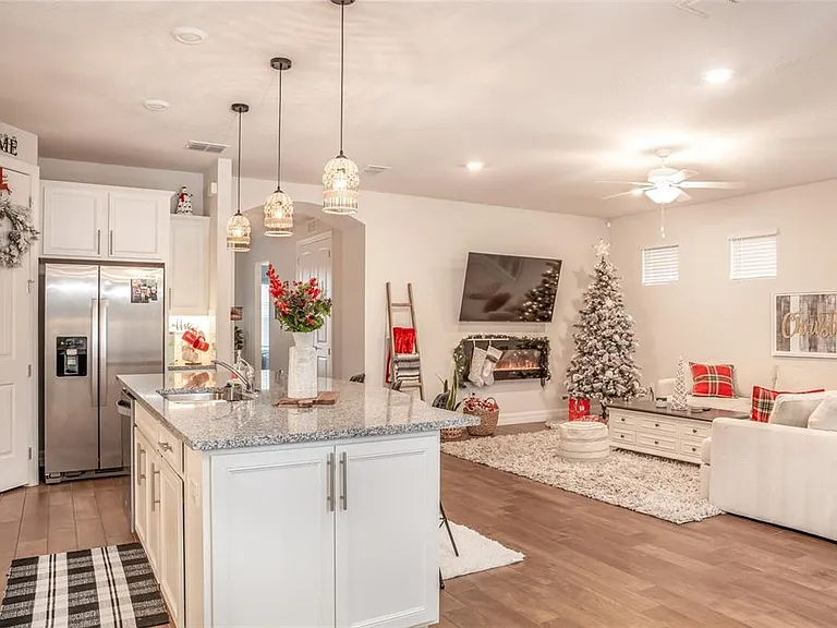 13877 Carlow Park Dr — Photo 14