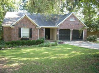 257 Sturgeon Dr, Tallahassee, FL 32312