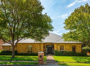 1308 Travis Cir S, Irving, TX 75038