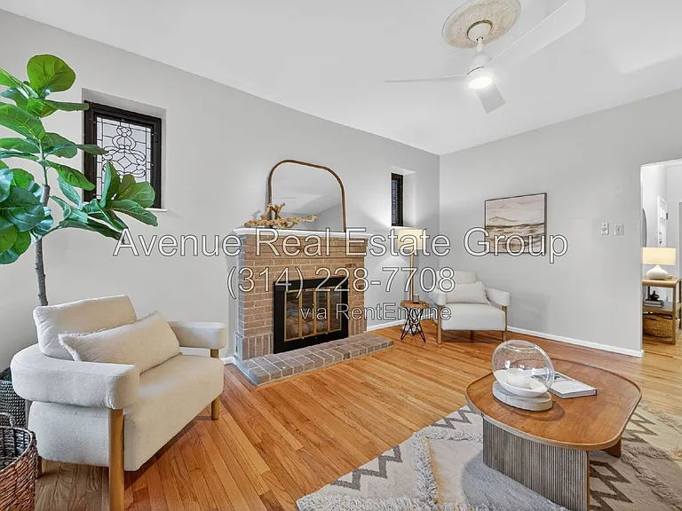 5559 Pershing Ave #1F — Photo 12