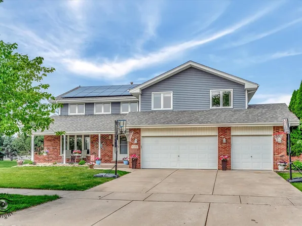 8456 Meadows Edge Trl, Tinley Park, IL 60487