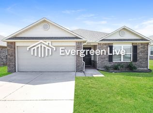 10756 SW 23rd Pl, Yukon, OK 73099