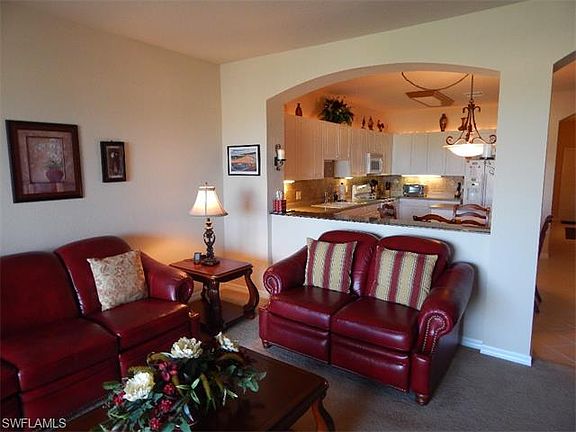 5th image of 9611 Spanish Moss Way Unit 3734