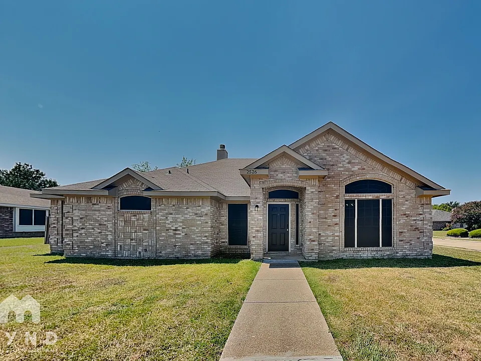 2526 Sunset Dr