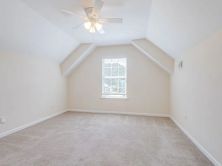 16 Castello Ave — Photo 28
