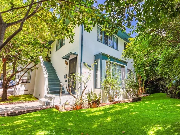 15047 Victory Blvd, Van Nuys, CA 91411