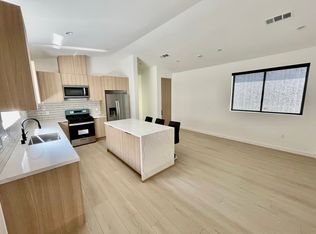 8057 Hinds Ave #2, North Hollywood, CA 91605