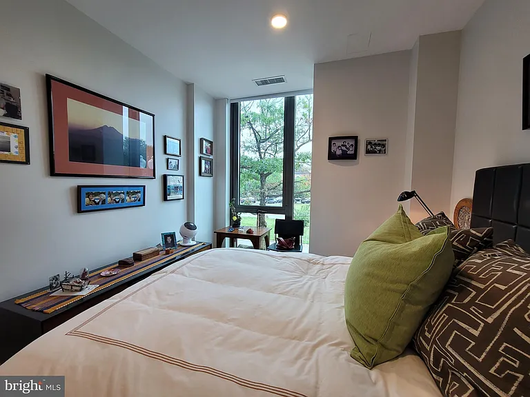 1111 Pennsylvania Ave SE #205 — Photo 10