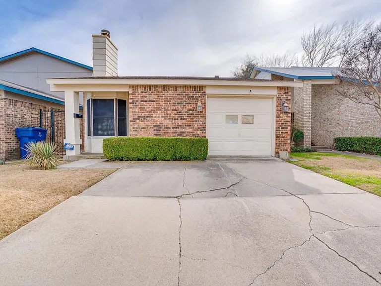 2912 Pegasus Dr — Photo 31