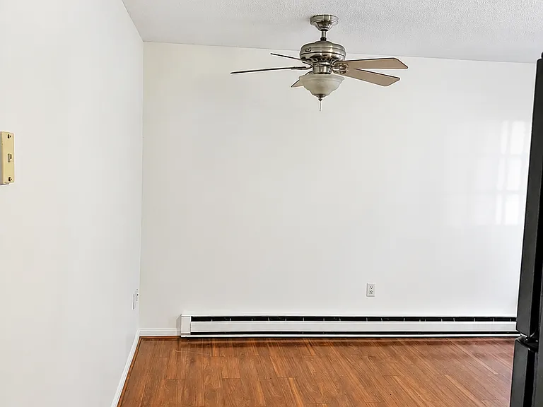 89 Lancaster Ave #B — Photo 6