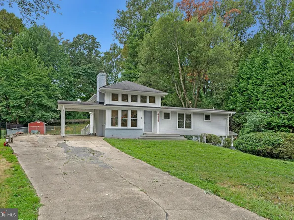 4126 Maple Ave N, Fairfax, VA 22032