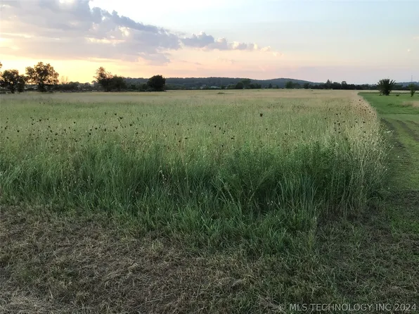 E 510th Rd, Pryor, OK 74361