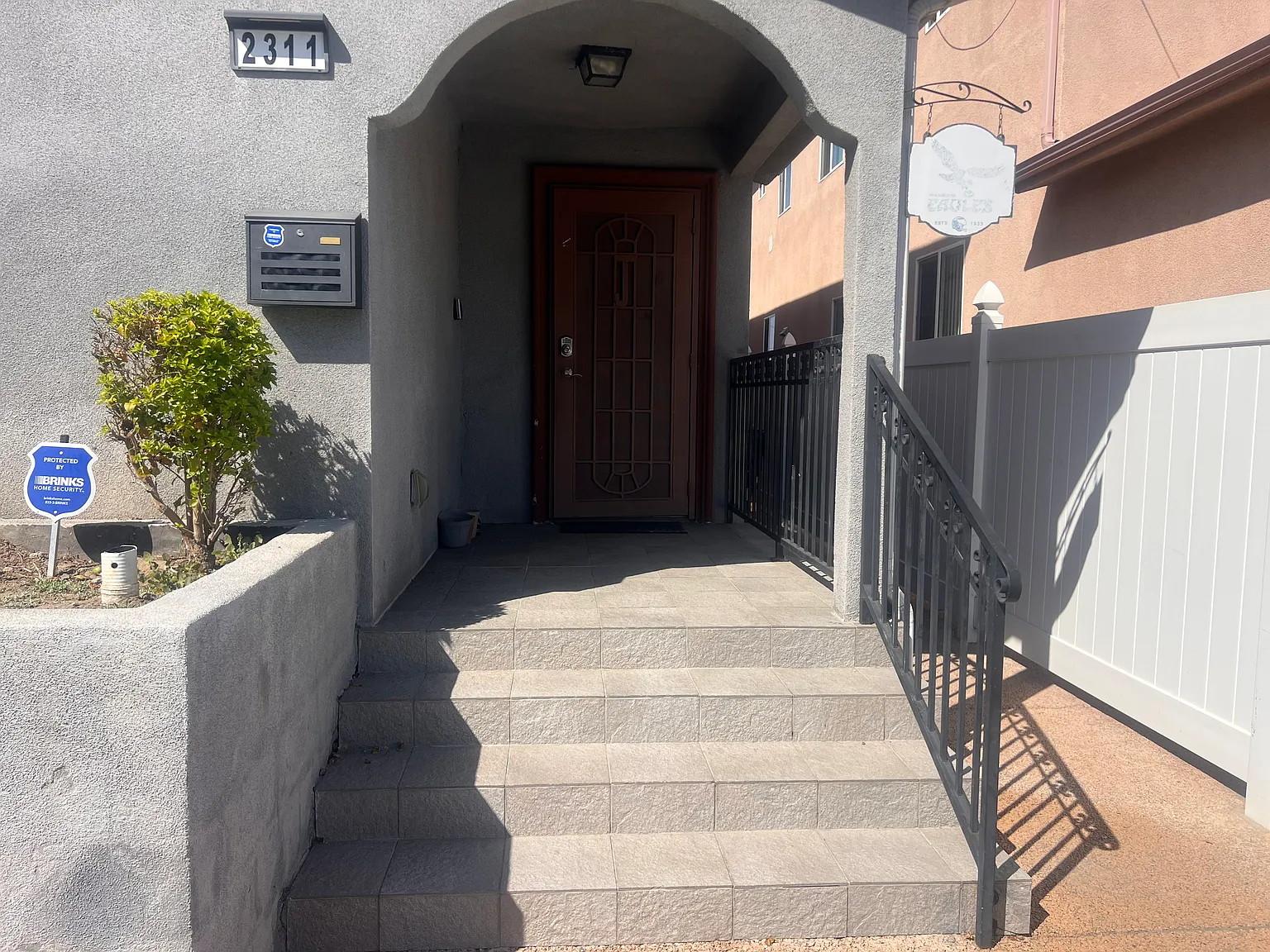 W Lincoln St, Long Beach — Photo 3