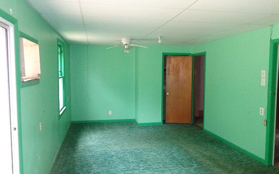 3rd image of 1045 Lynn Dr