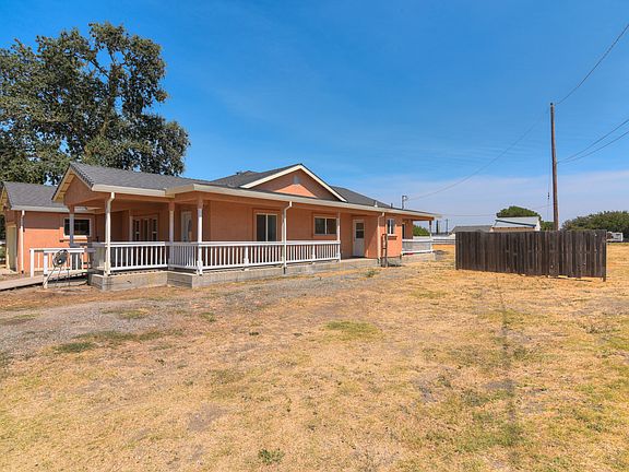 3rd image of 3205 Jefferson Blvd