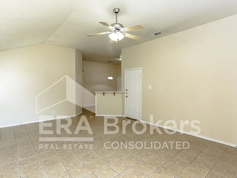 203 Dale Earnhardt Dr #A — Photo 4