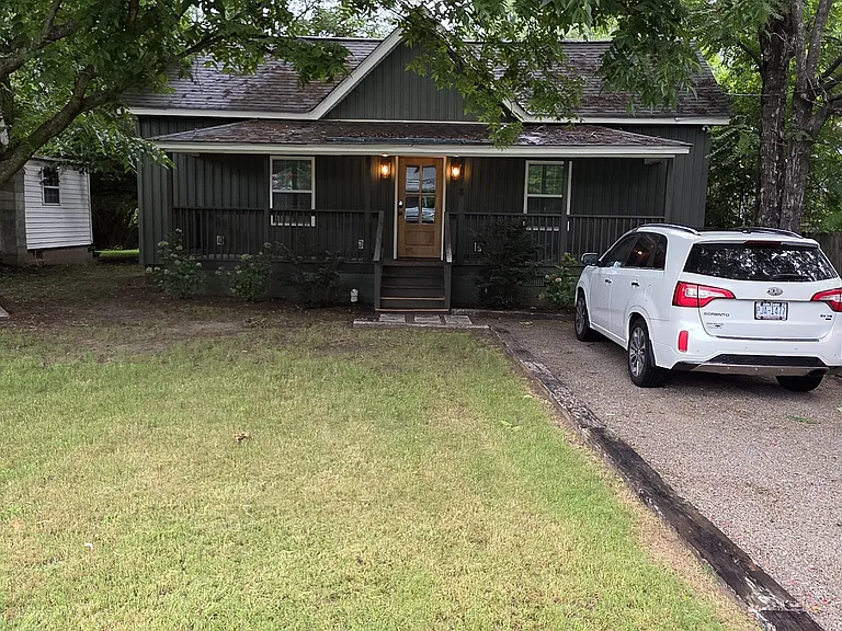 318 Summit Ave — Photo 18