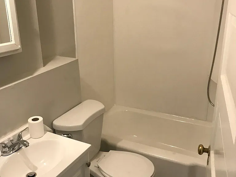 1439 Owego Ave #2 — Photo 6
