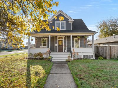 1212 E 6th St, Newberg, OR, 97132