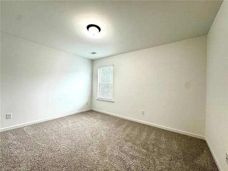 2955 Vinca Dr — Photo 22