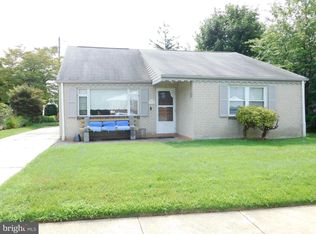 9713 Birwood St, Philadelphia, PA 19115