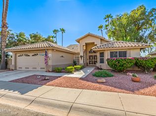 17194 N Flowing River Trl, Surprise, AZ 85374