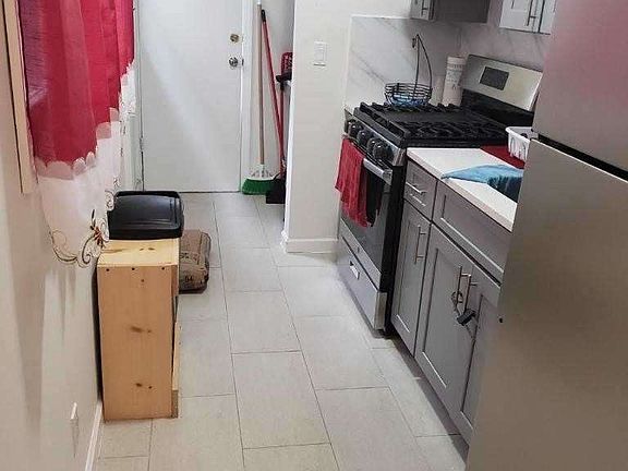 5th image of 8110 91st Ave Floor 2