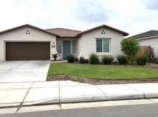911 Hartlepool Ave, Bakersfield, CA 93307