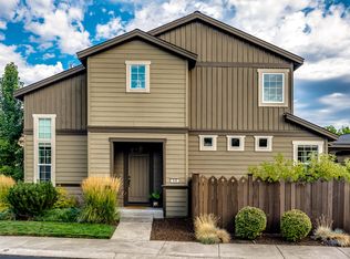 648 SW Peak View Pl, Bend, OR 97702