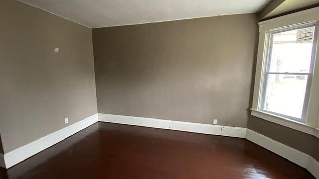 1st image of 7420 Park Ave